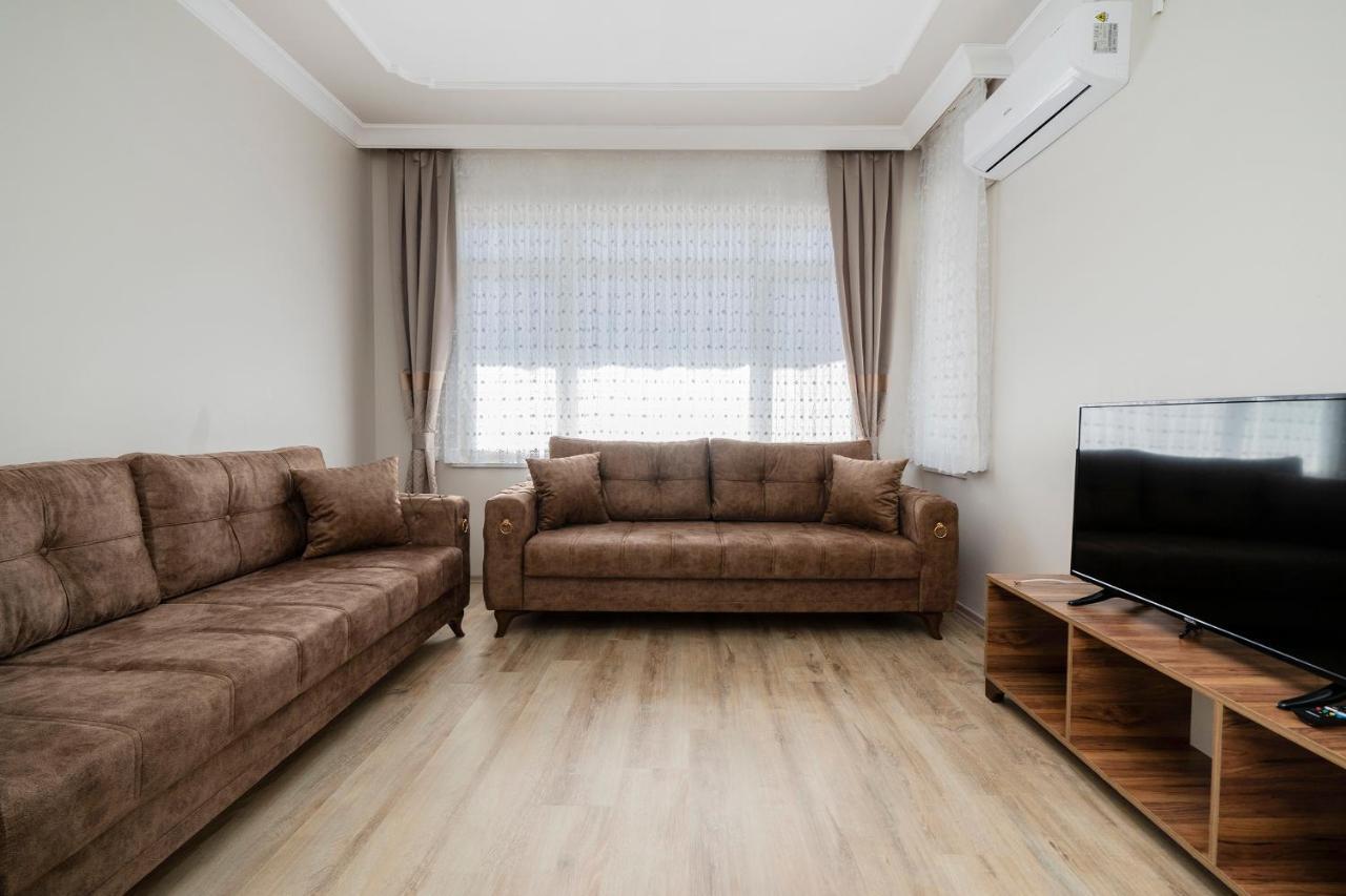 Spacious Apartment In The Historical Center Of Бурса Экстерьер фото